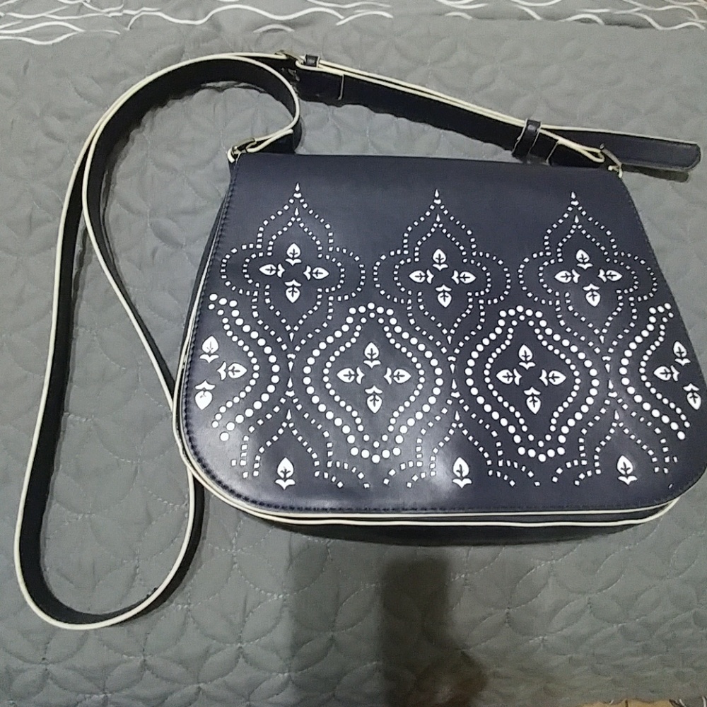 Vera Bradley Saddle crossbody bag